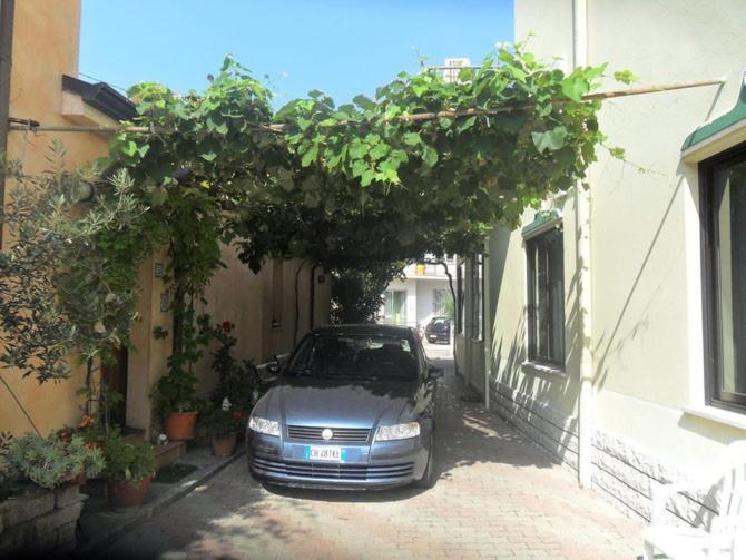 Albergo Villa-Brandi --- Pensione Completa --- Bellaria-Igea Marina Bagian luar foto